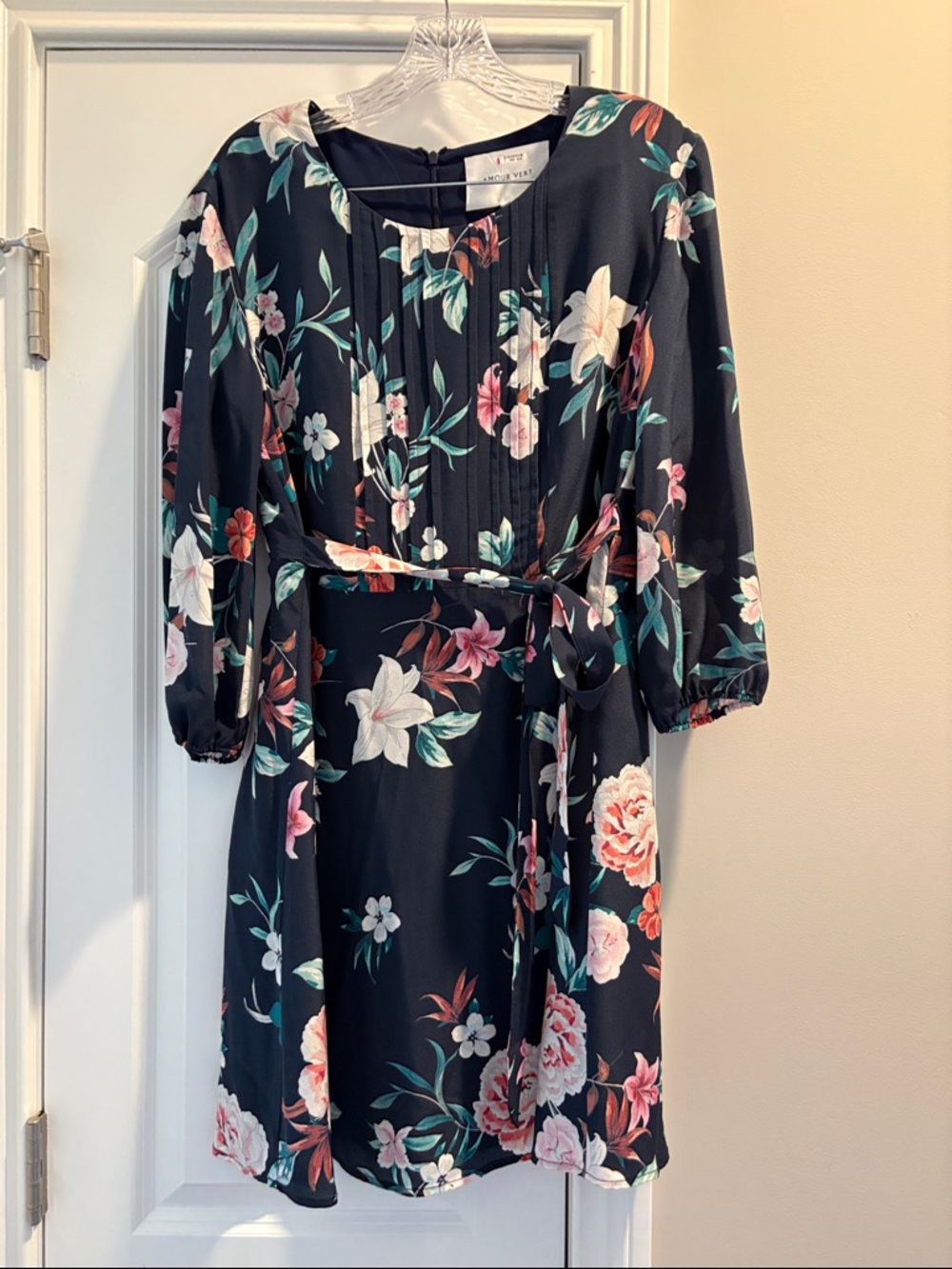 Amour Vert Navy Floral Tie-Waist Long Sleeve Dress